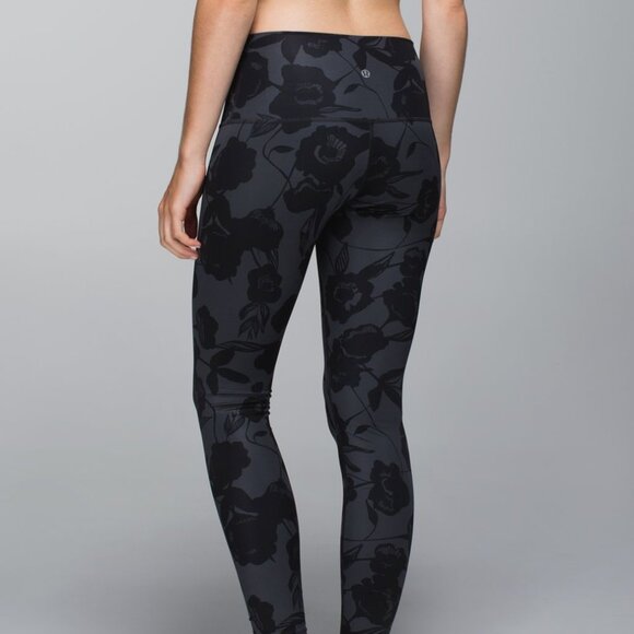 lululemon athletica Black Floral Leggings Sz-4 - Picture 2 of 5